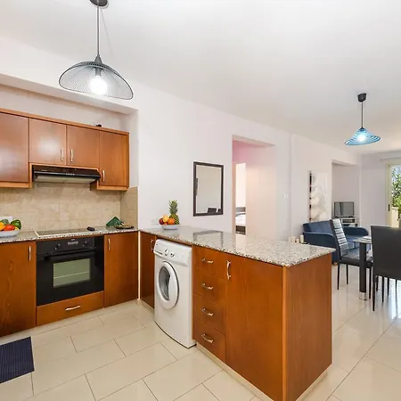 Armonia Heights Apartamento